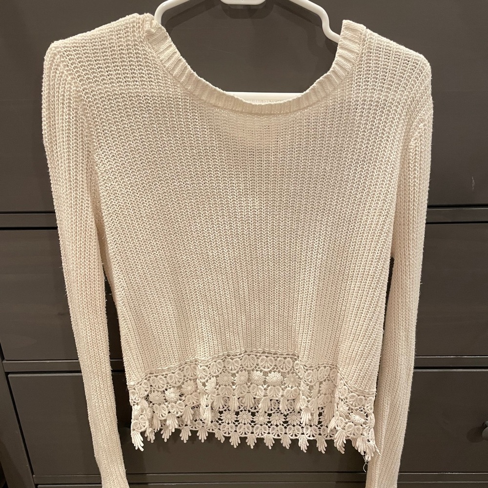 LA hearts sweater
